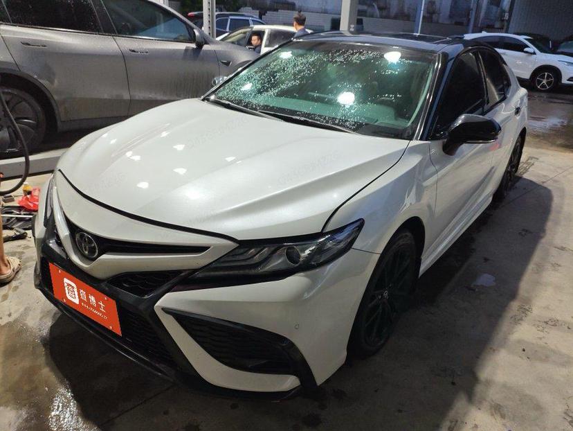 Toyota Camry S Knight 2024