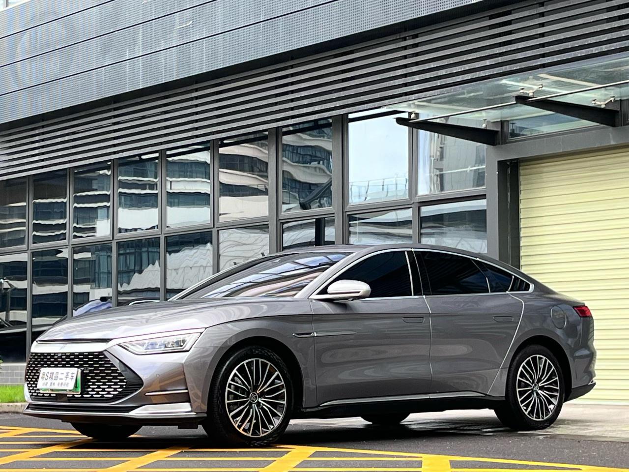 BYD HAN-DM DM AWD Performance Luxury 2021
