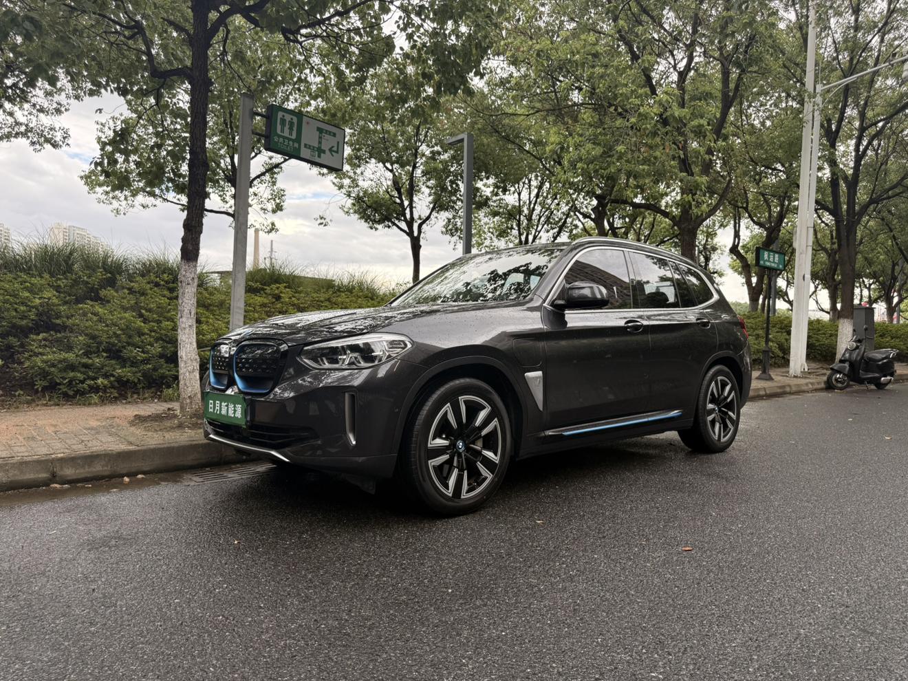 BMW X3 Leading Facelift (AAA6) 2021