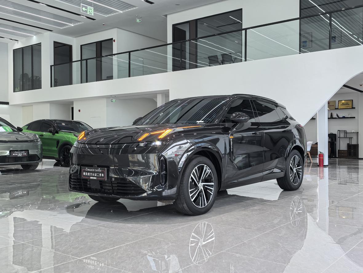 Lynk And Co 08 EM P Halo Extra Range (1.5L) 2024