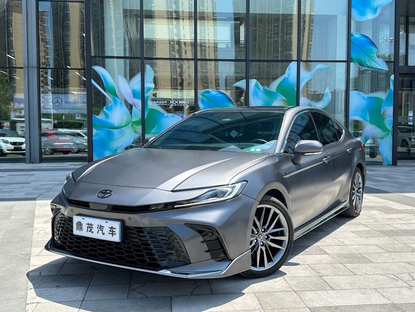 Toyota Camry 2.0HXS Brilliant 2025
