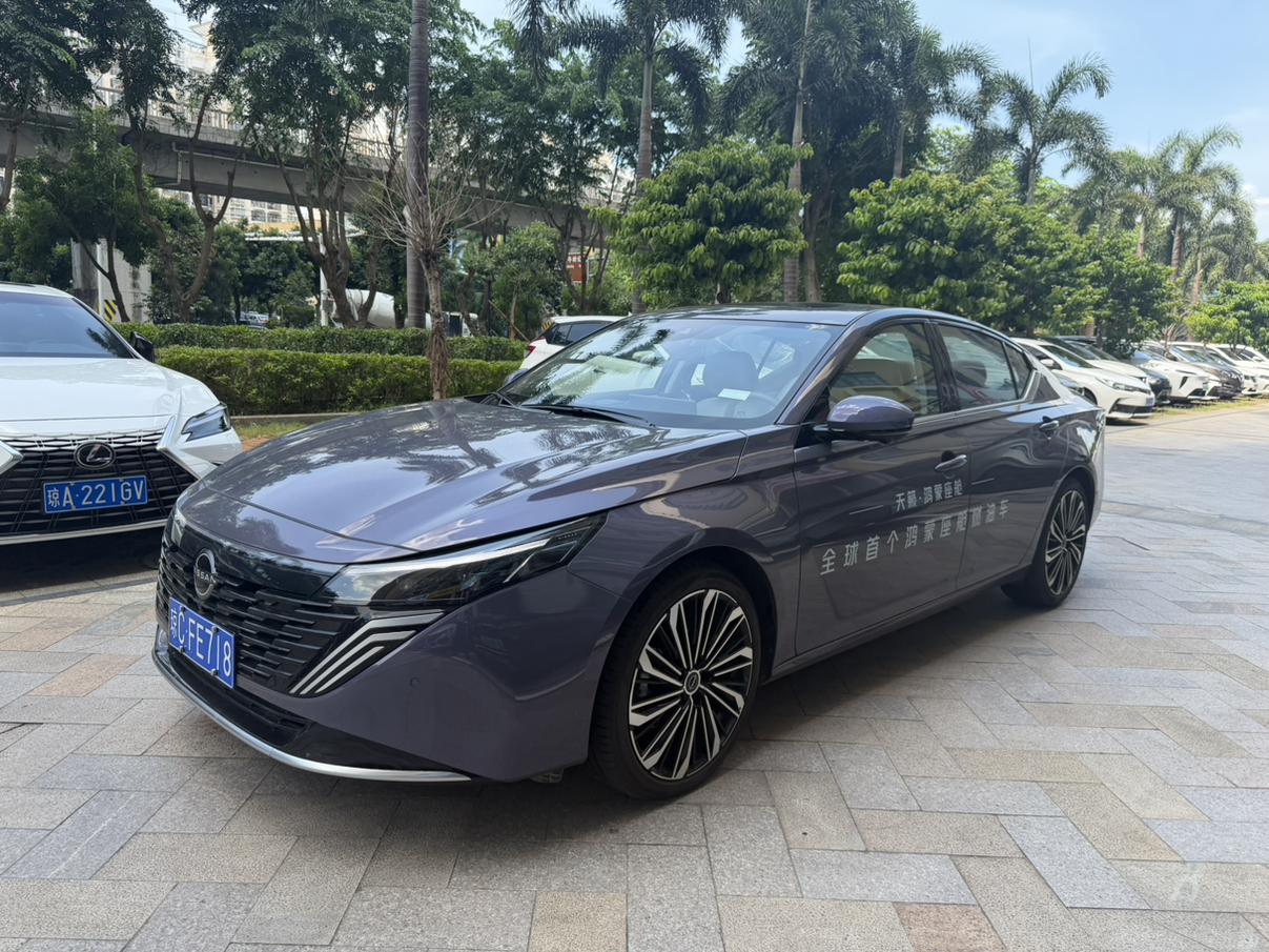 Nissan Altima 2.0T Flagship 2025
