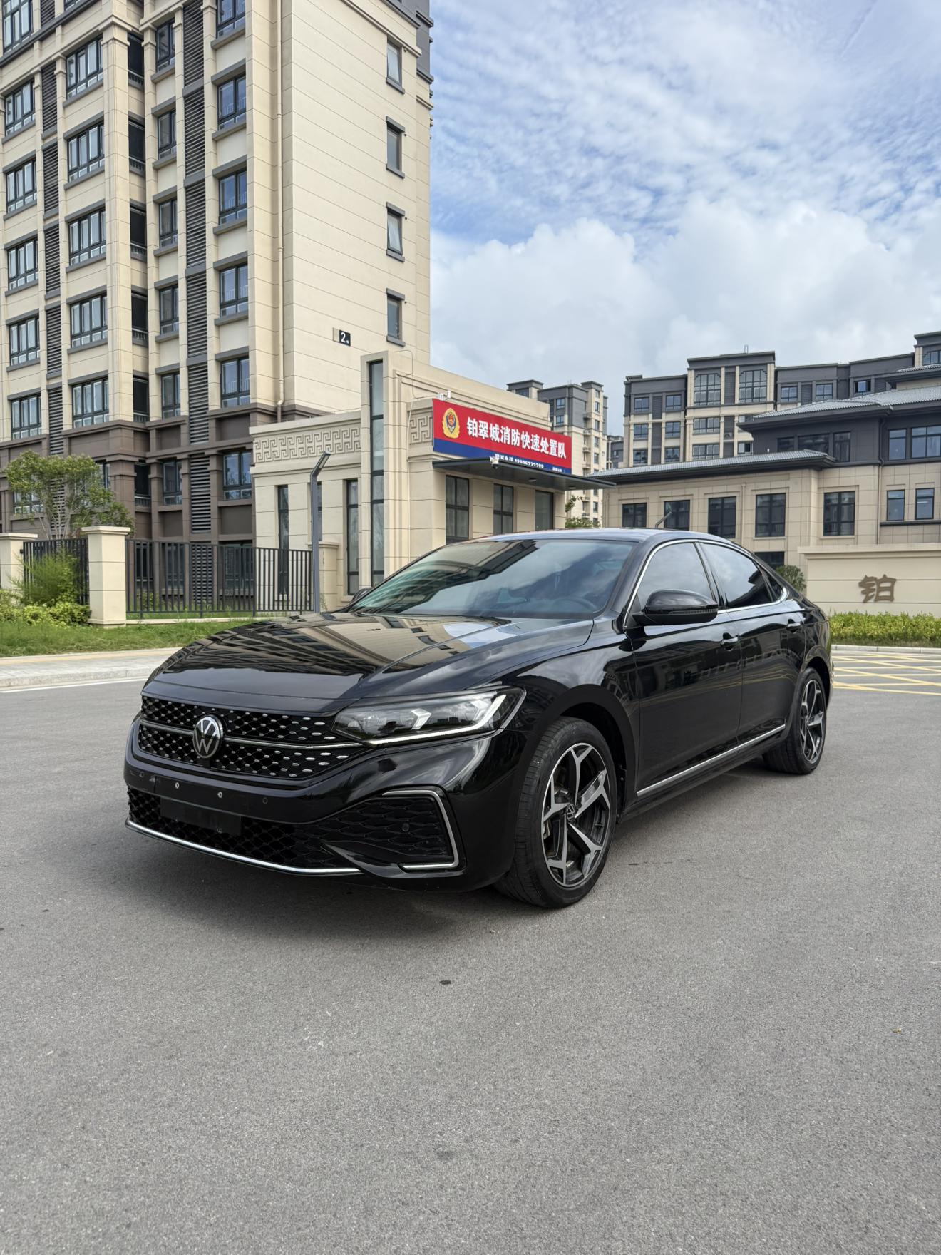 Volkswagen Passat Outstanding 380TSI Longteng (2L) 2024