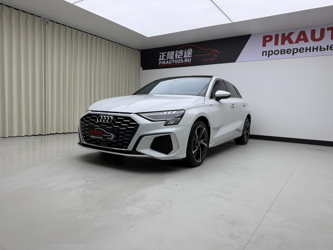 Audi A3 35 TFSI Sport Fashion (1.4L) 2022