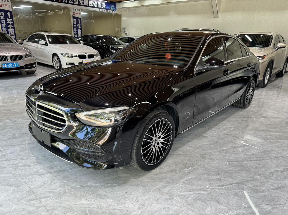 Mercedes Benz Class-C 2023