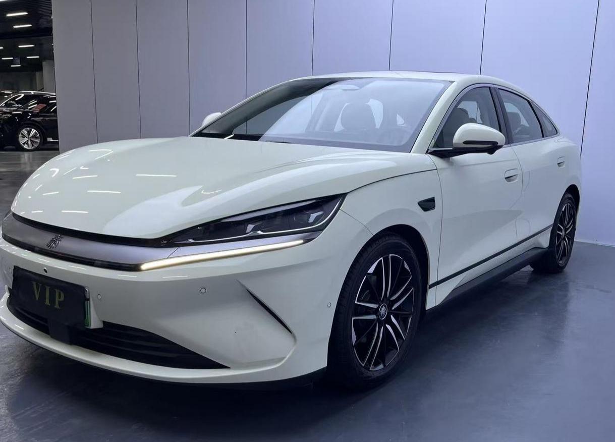 BYD QIN-L-EV 545km 2025