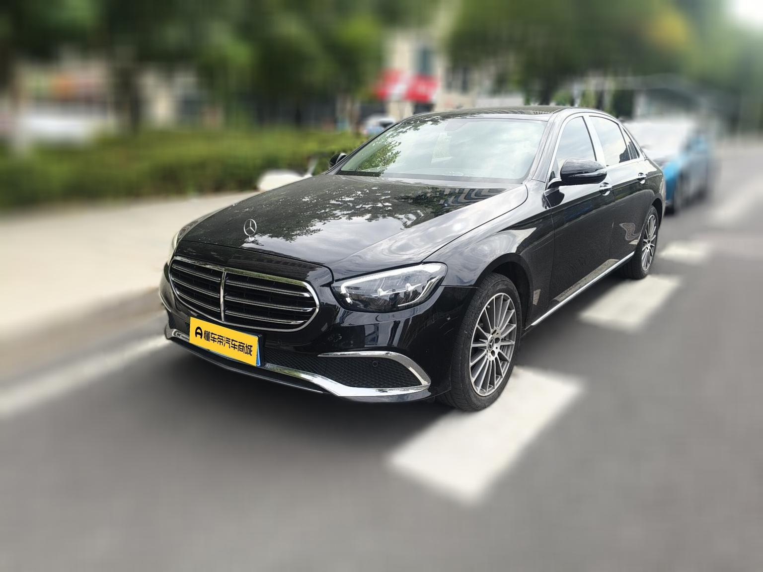 Mercedes Class-E E 260 L Sedan (2L) 2022
