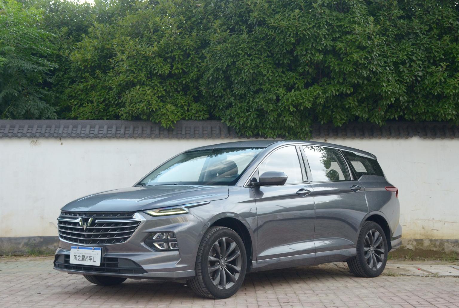 Wuling Victory Noble CVT 2021