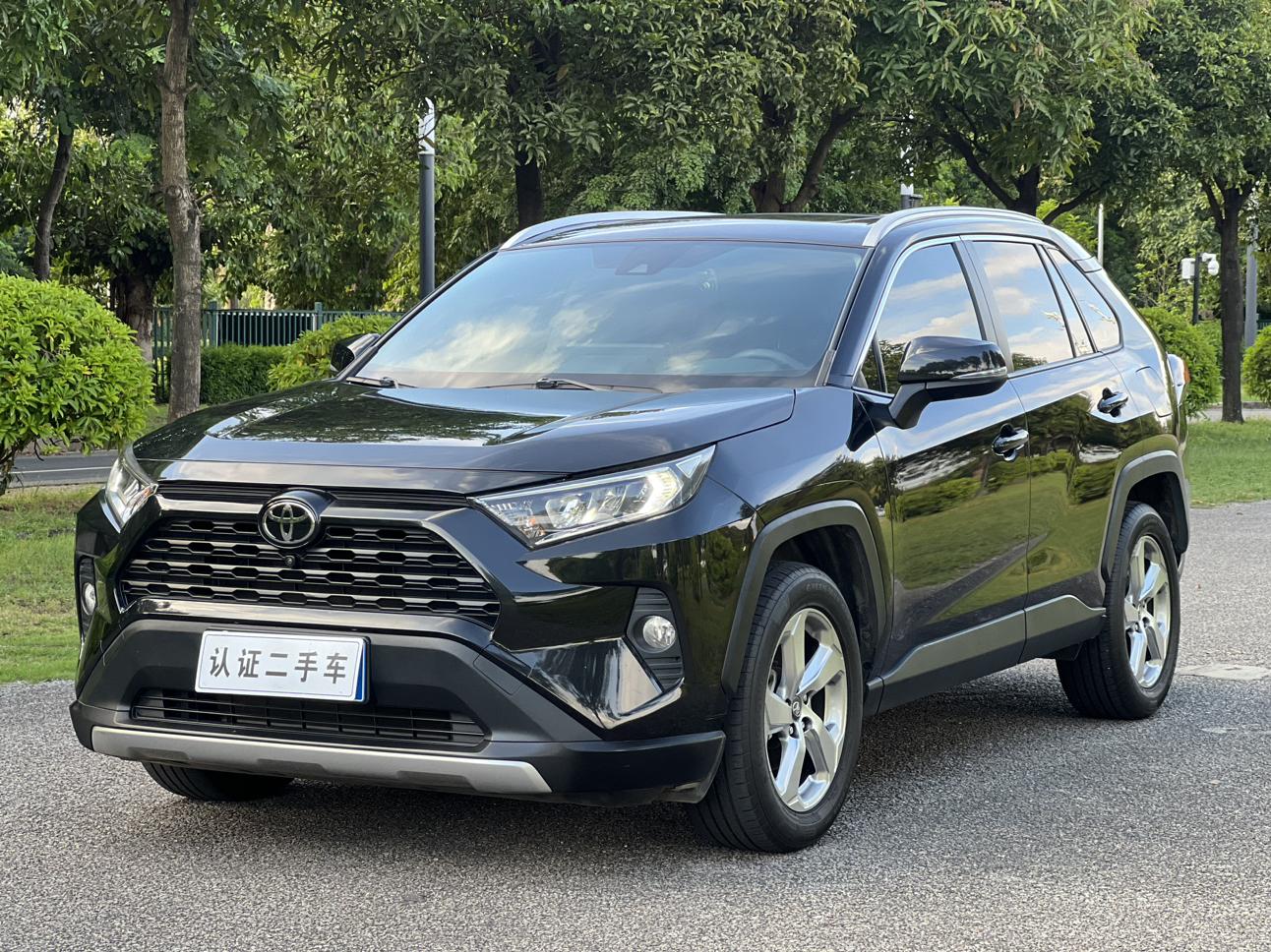 Toyota RAV4 2021