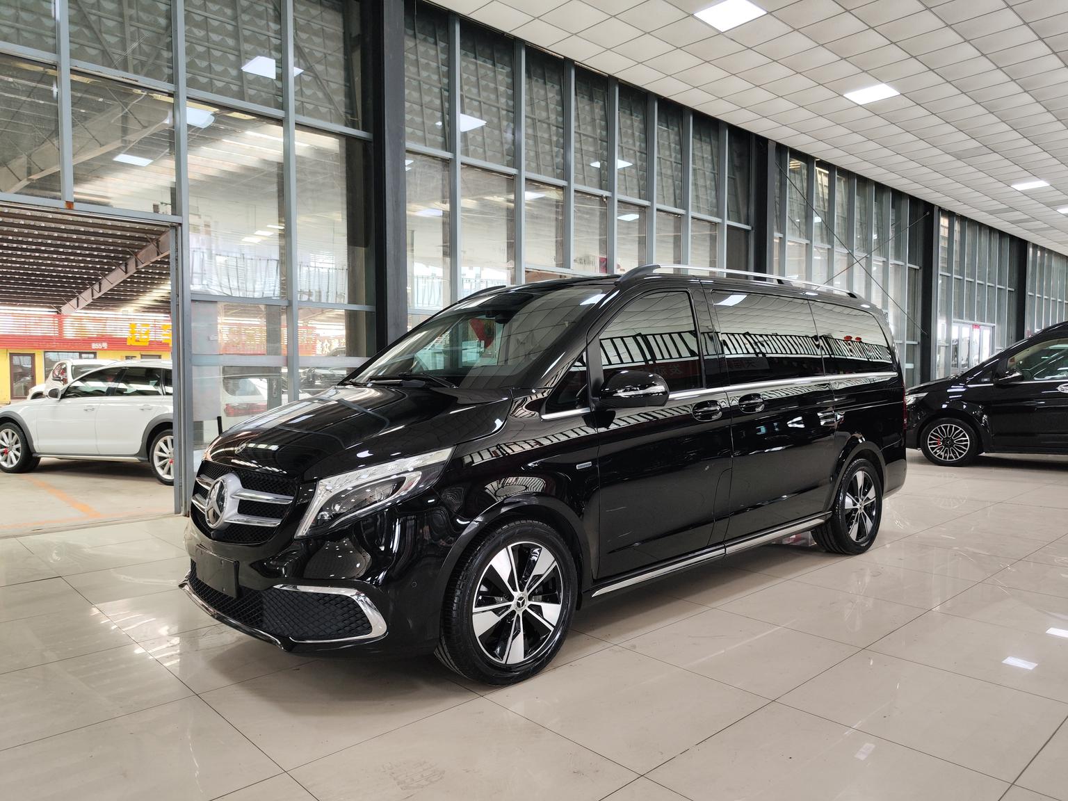 Mercedes V-260 Prestige (2L) 2023
