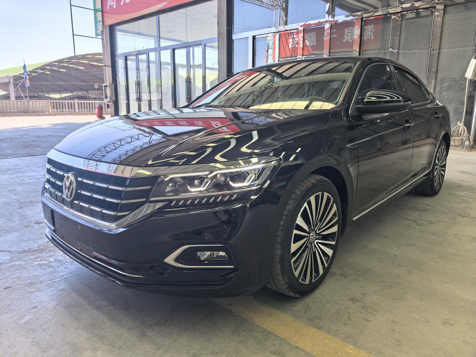 Volkswagen Passat 330TSI Luxury CN6 (2L) 2019