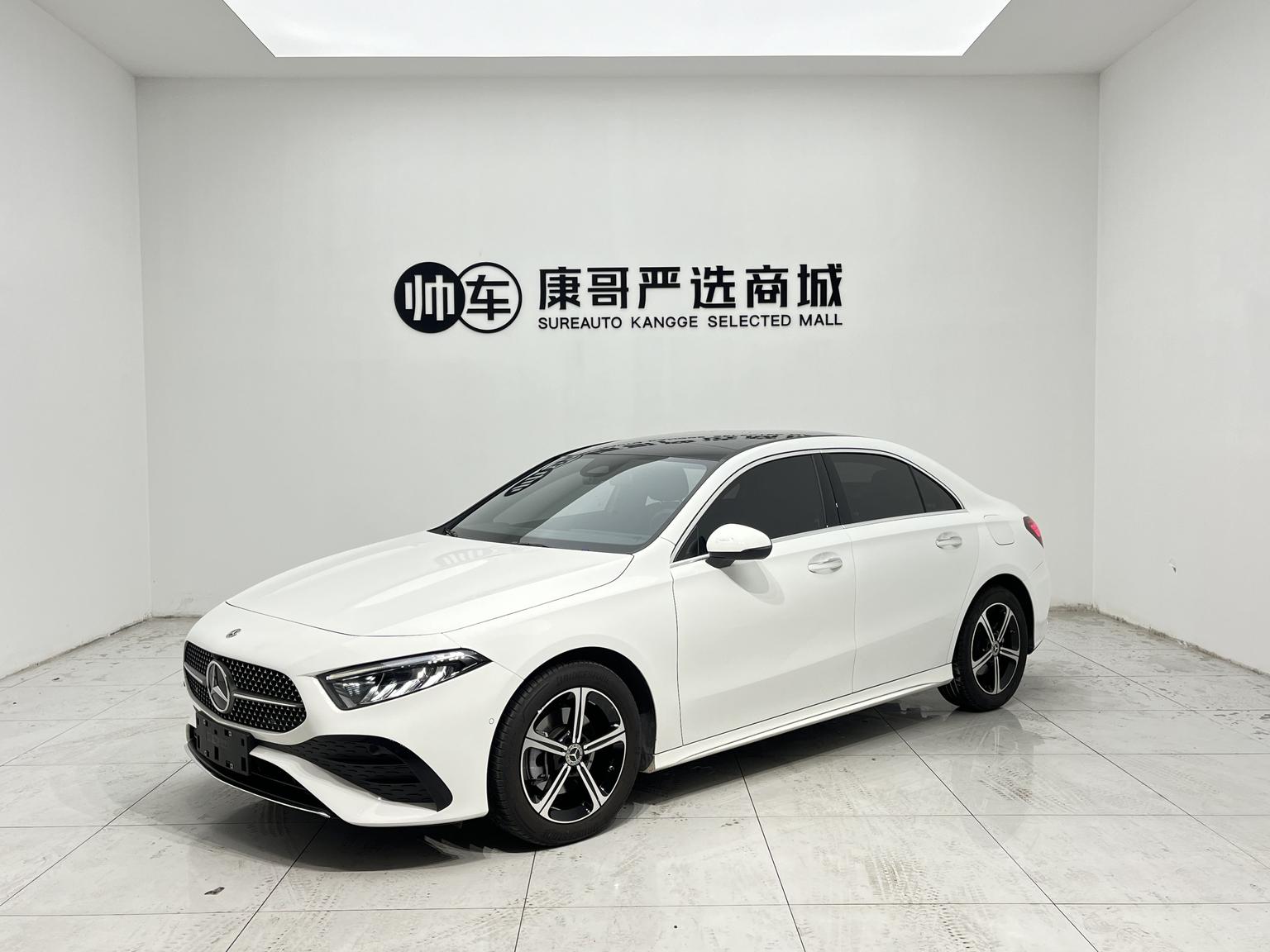 Mercedes Benz Class-A A200L 2025
