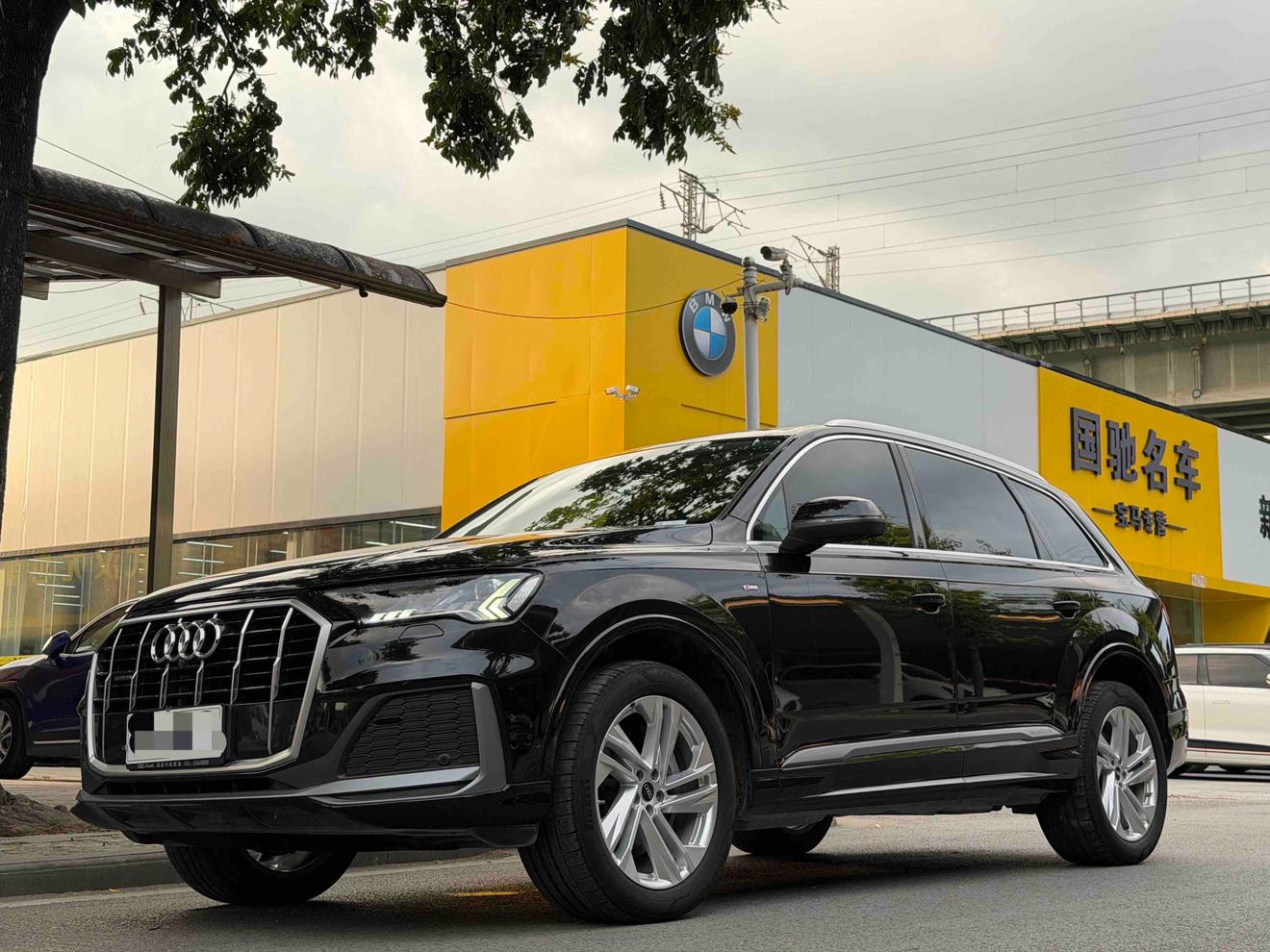 Audi Q7 45 TFSI Quattro S line Sport (2L) 2023