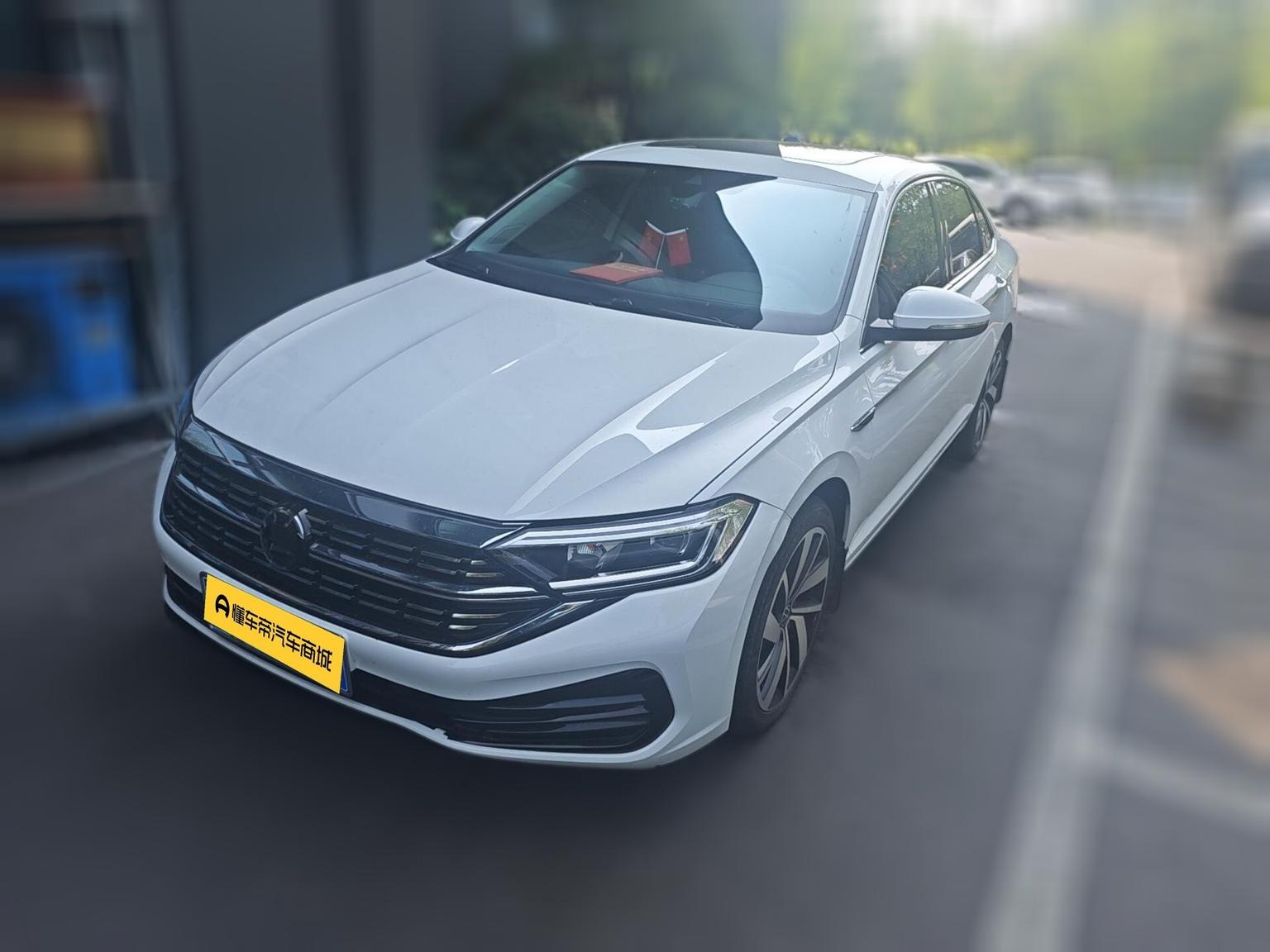 Volkswagen Sagitar 300TSI DSG Beyond 2025