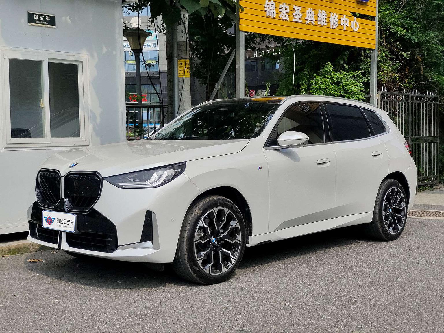 BMW X3 xDrive30L Leading M Sport Night Package (2L) 2026