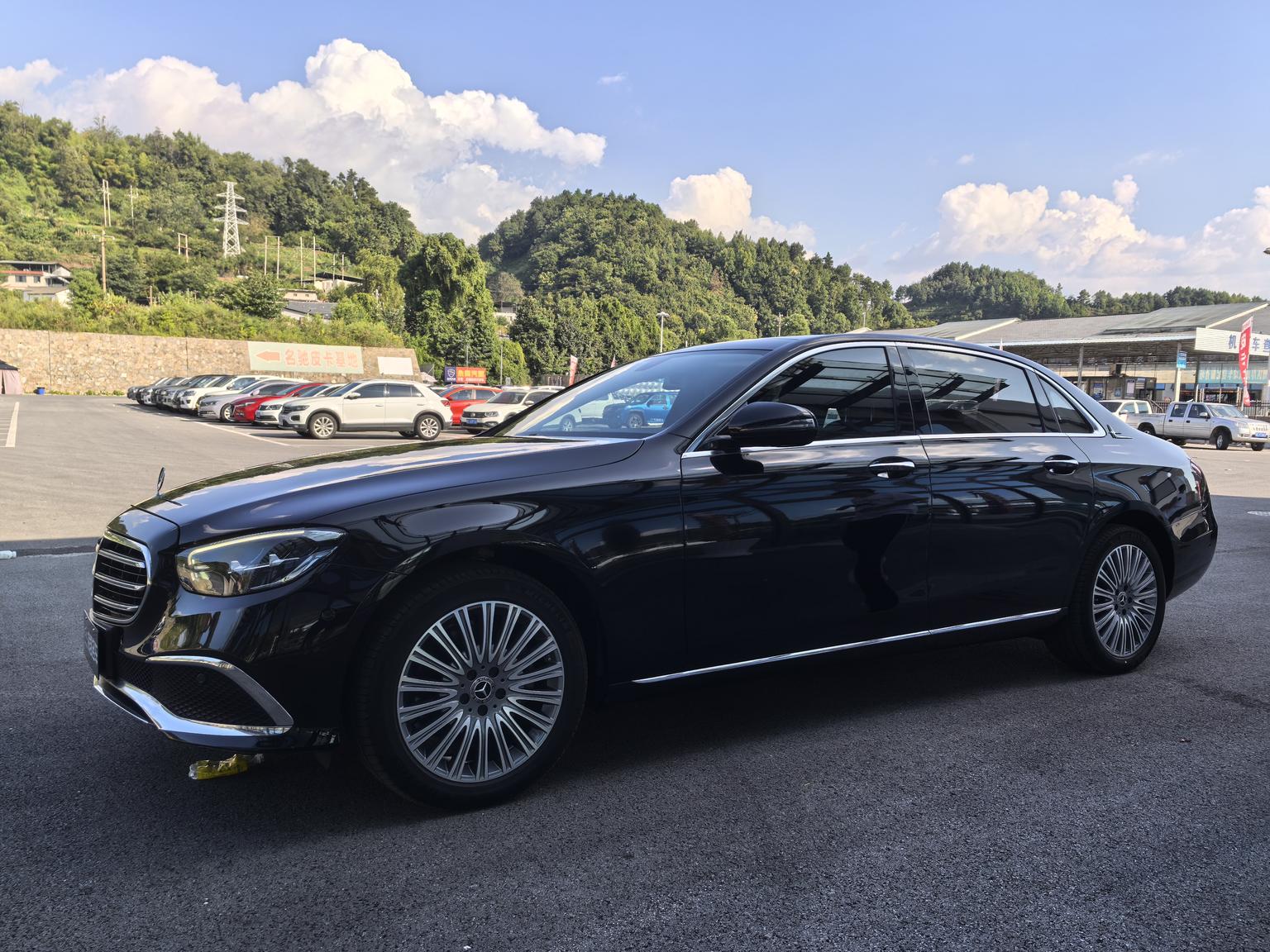 Mercedes Class-E Fashion Sedan (2L) 2022