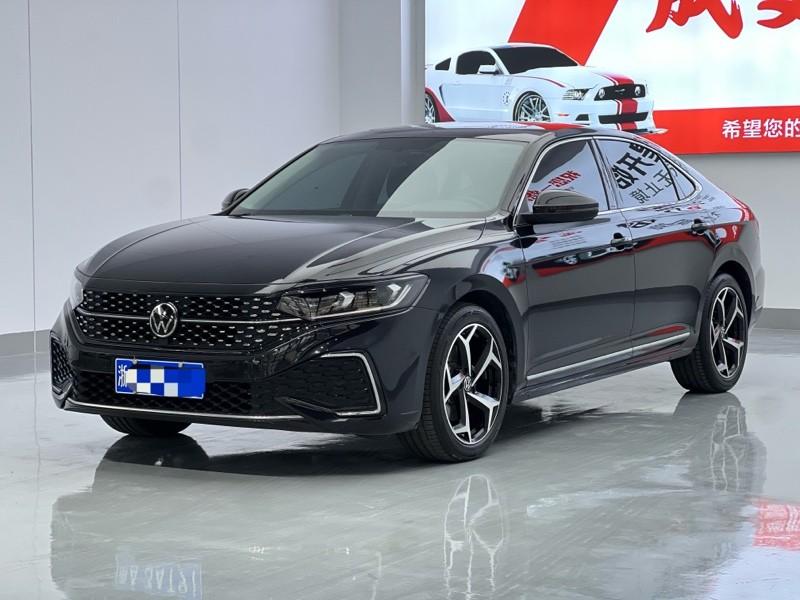 Volkswagen Passat 330TSI Stardust Elite 2024