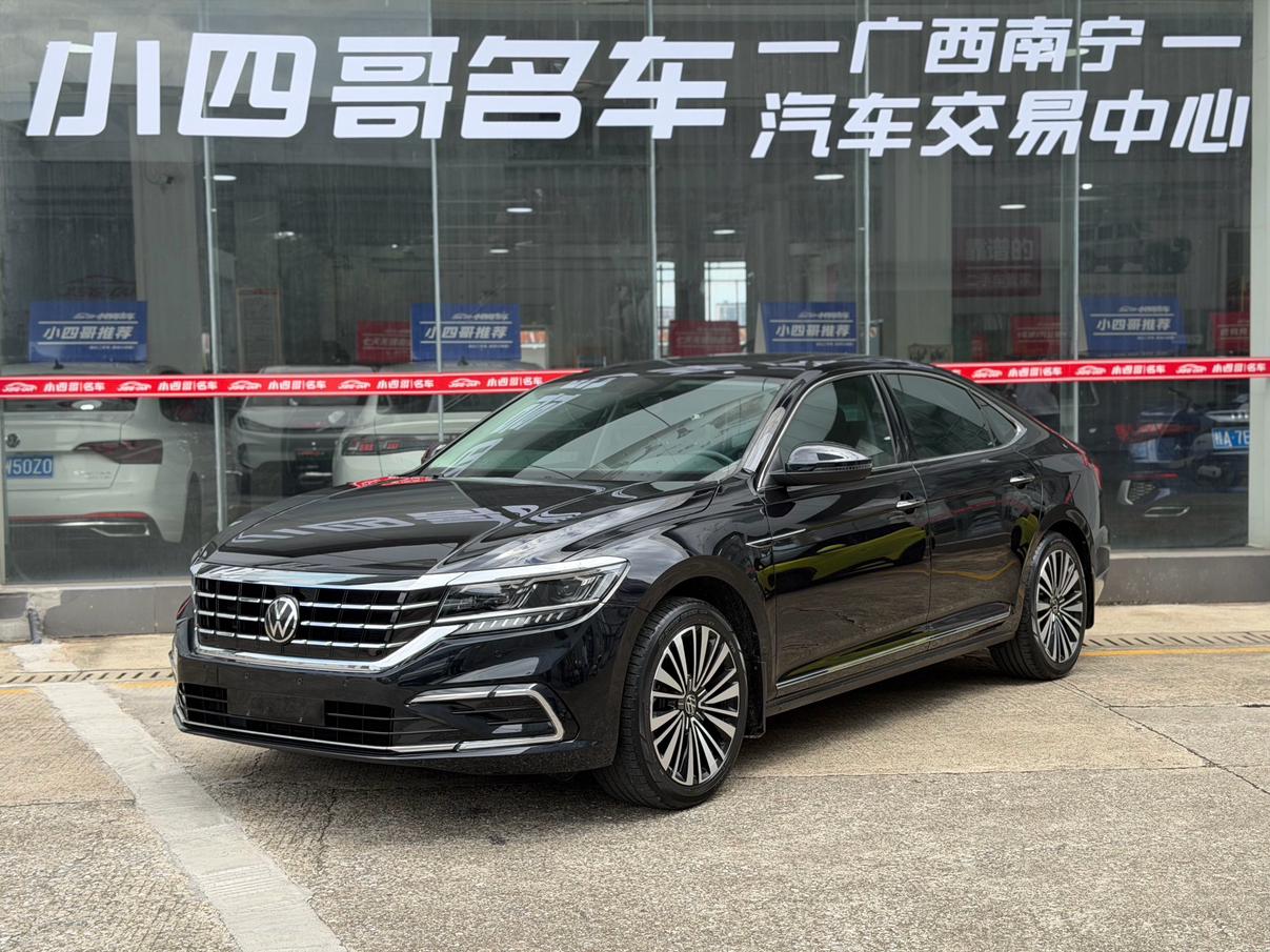 Volkswagen Passat 380TSI Luxury 2021