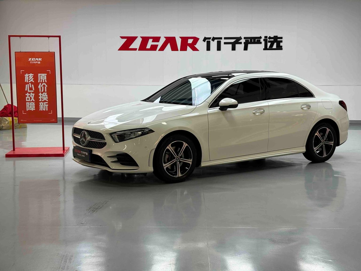 Mercedes Benz Class-A Sport Sedan Fashion (1.3L) 2022