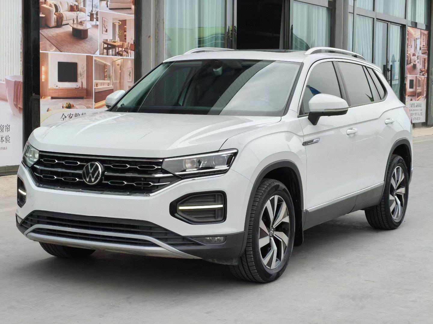 Volkswagen Tayron 330TSI 2WD Luxury Connect 2022