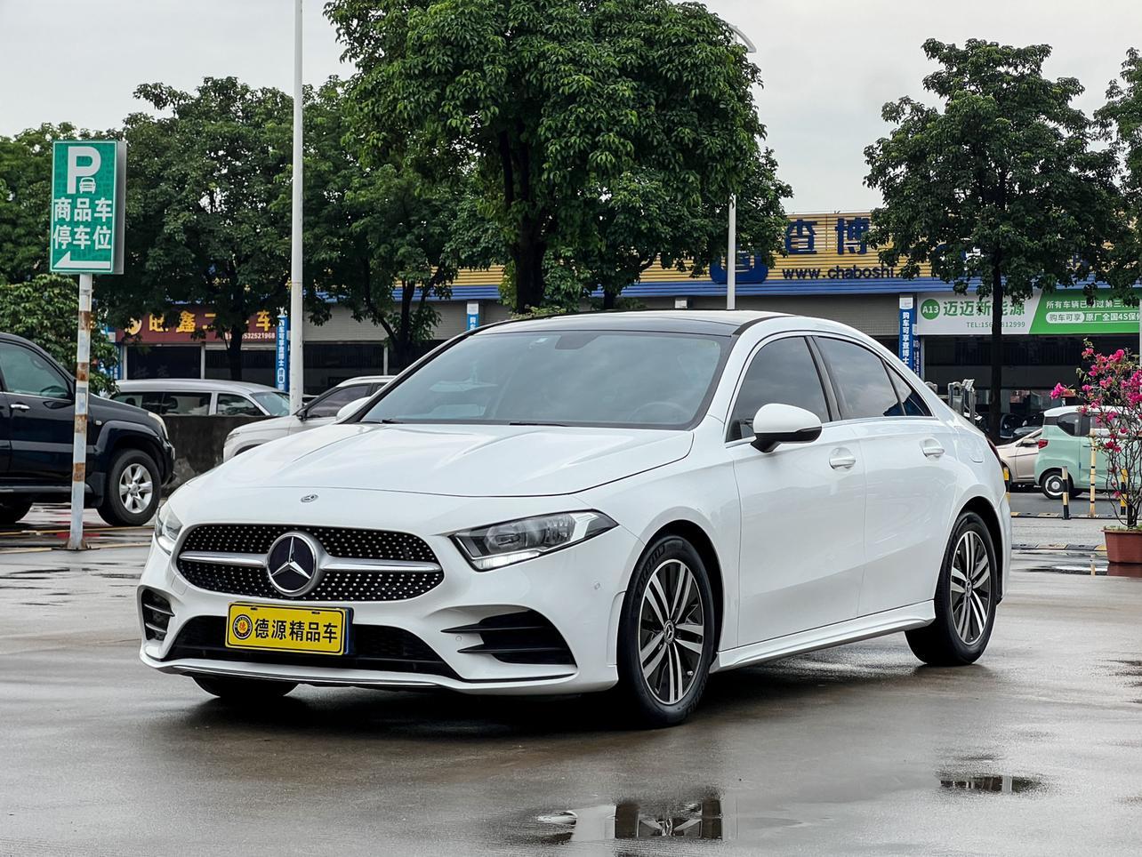 Mercedes Benz Class-A Sport Sedan (1.3L) 2019