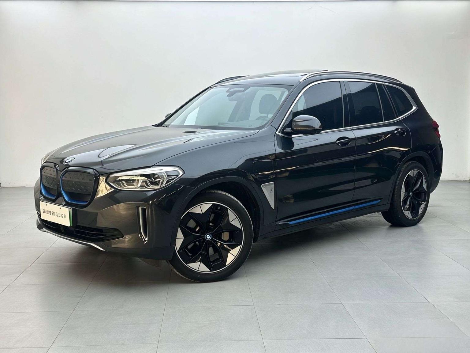 BMW X3 Pioneer 2020