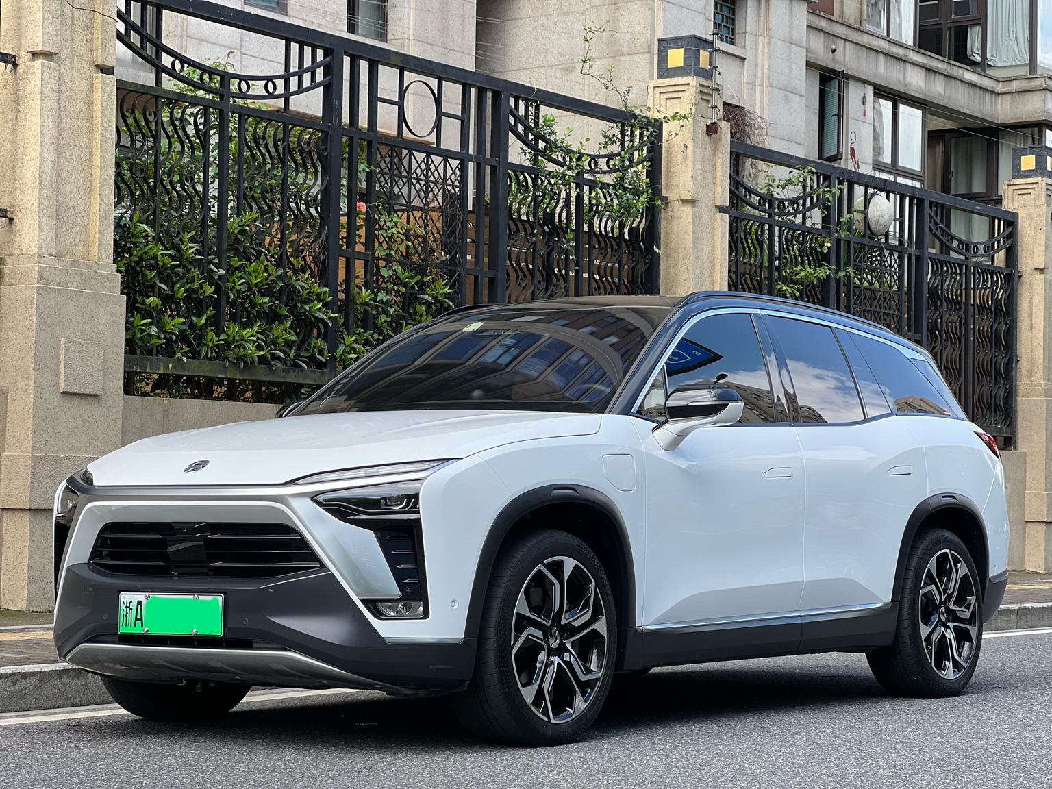 NIO ES8 580km 2022