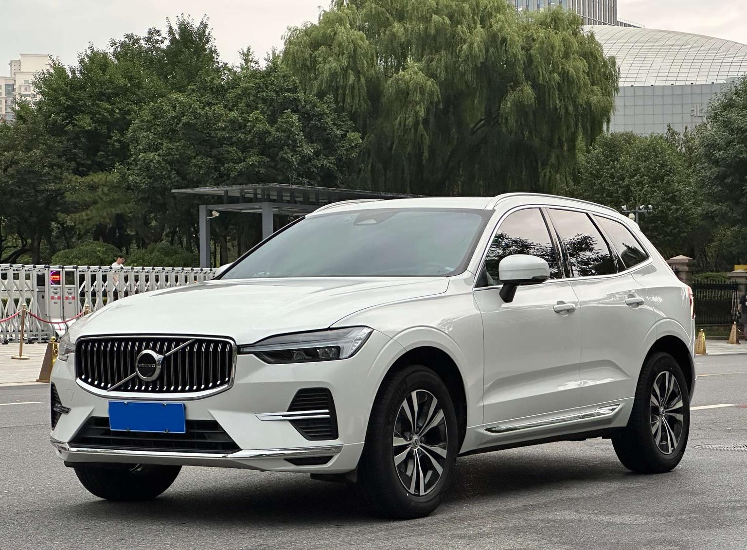 Volvo XC60 Intelligent Comfort Luxury AWD (2L) 2024
