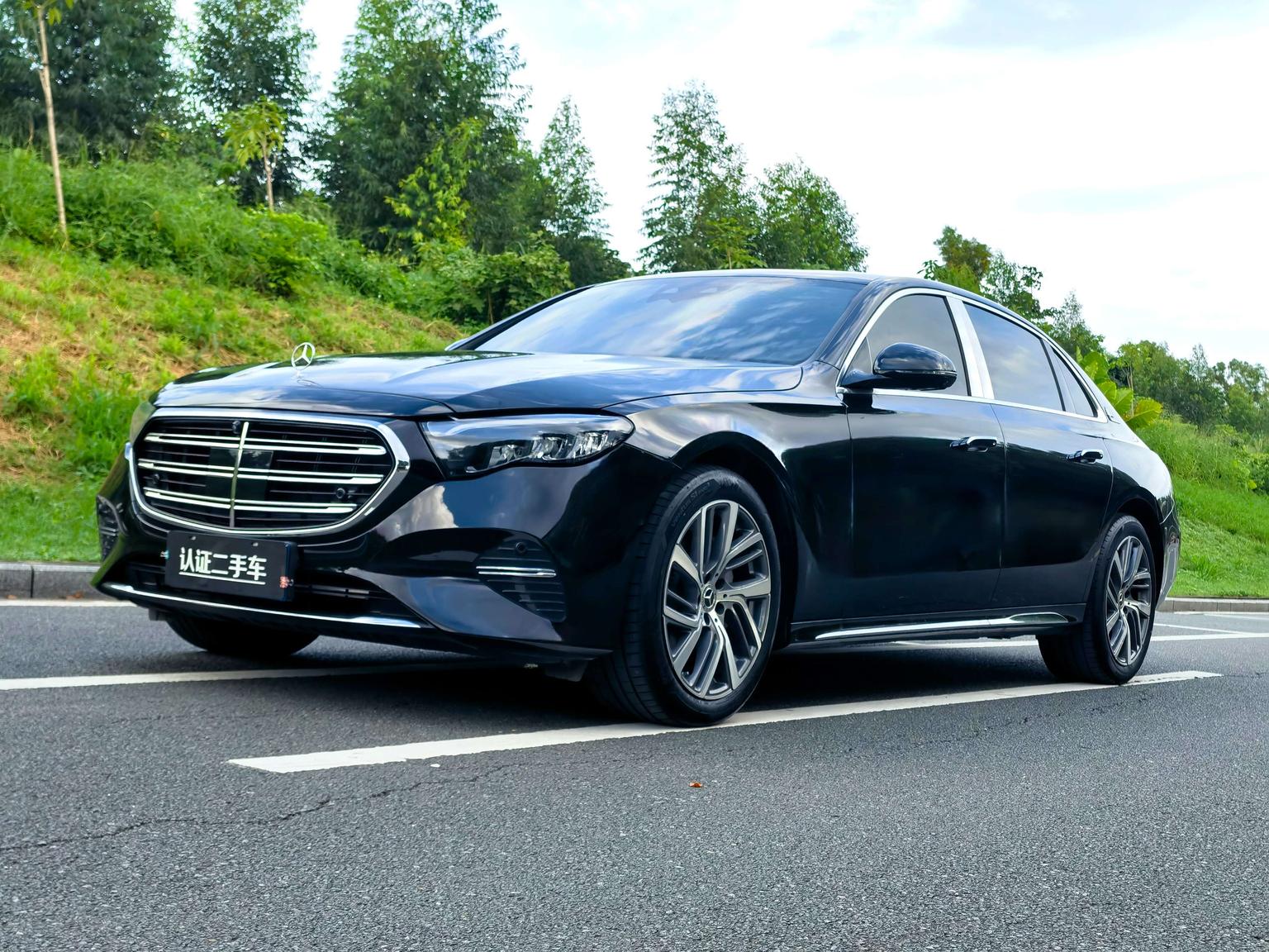 Mercedes Class-E Fashion Sedan (2L) 2025