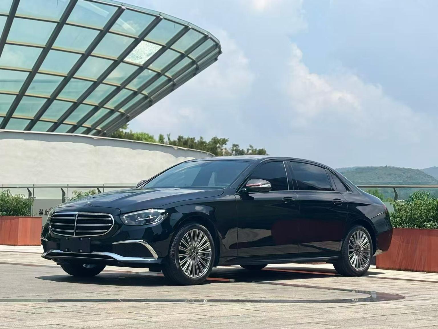 Mercedes Class-E Fashion Sedan (2L) 2022