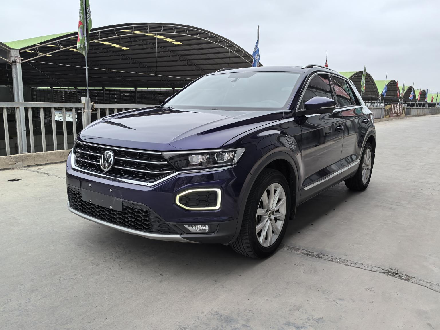 Volkswagen T-ROC 230 TSI DSG 2WD Sport 2020