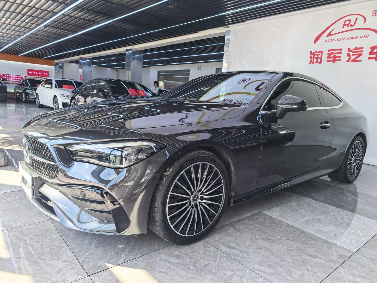 Mercedes Class E