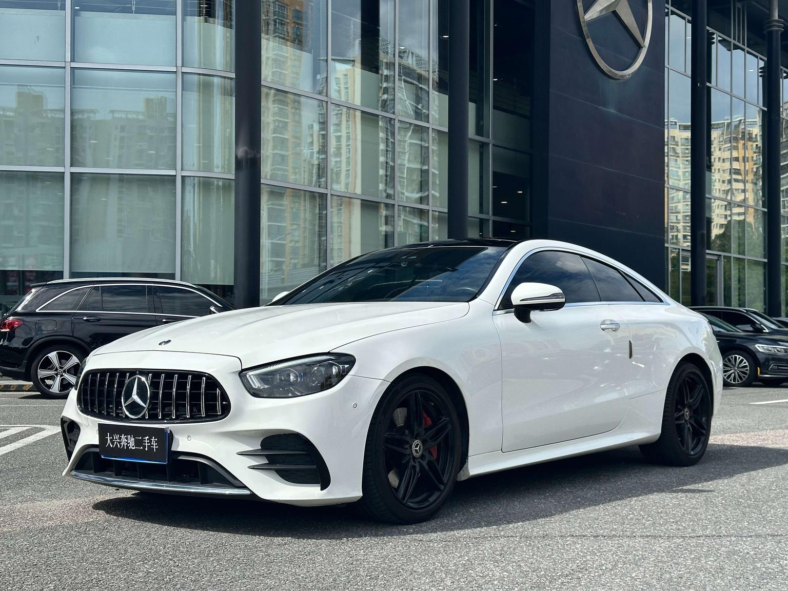 Mercedes Class-E Coupe (2L) 2021