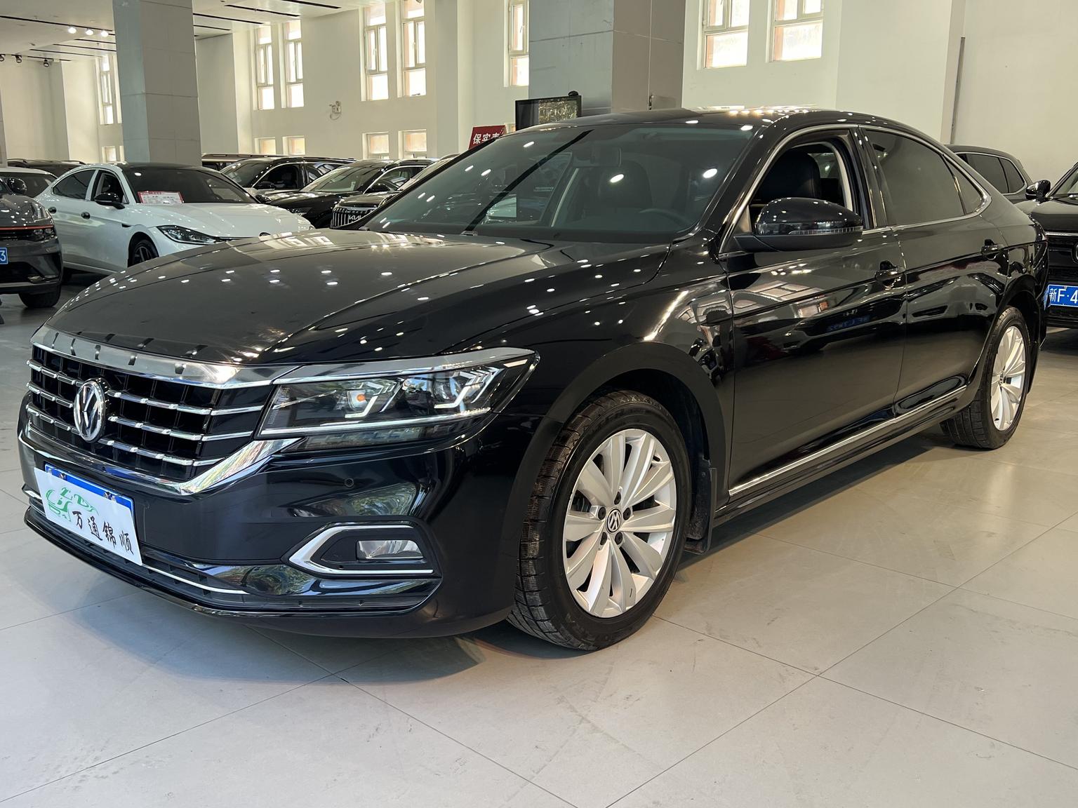 Volkswagen Passat 330TSI Elite CN6 (2L) 2020