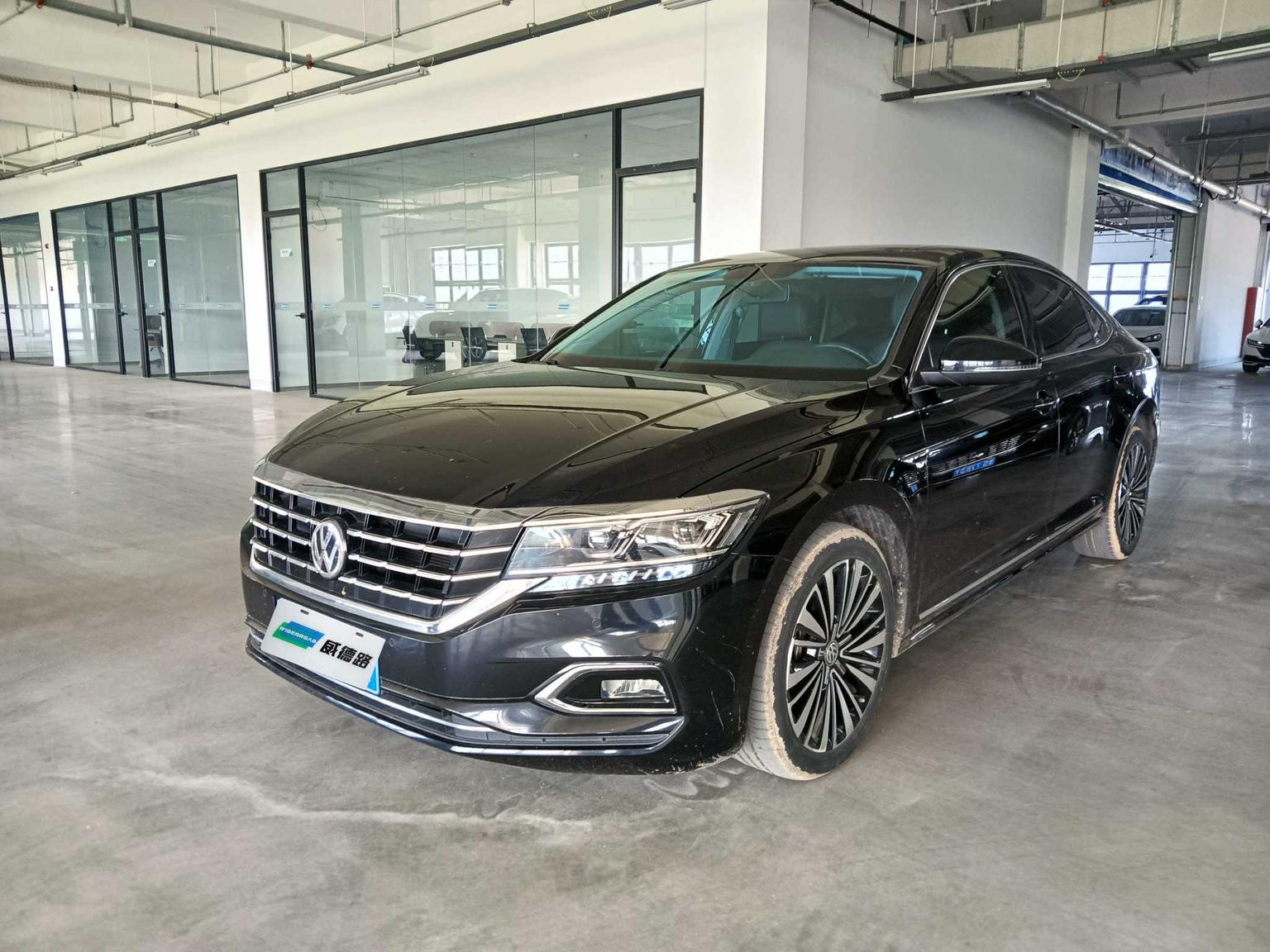 Volkswagen Passat 330TSI Luxury CN6 (2L) 2020