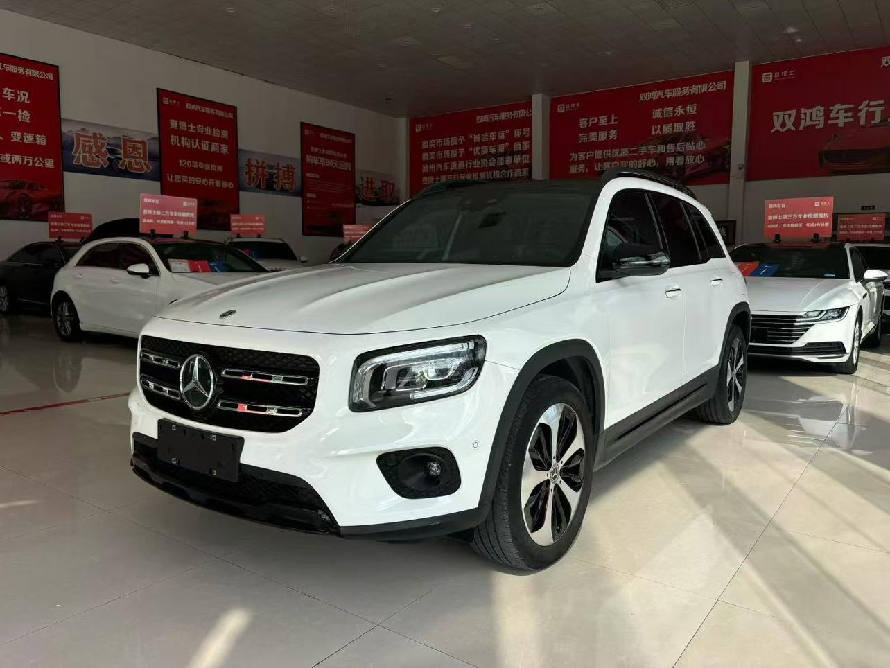 Mercedes GLB 200 4MATIC 2021
