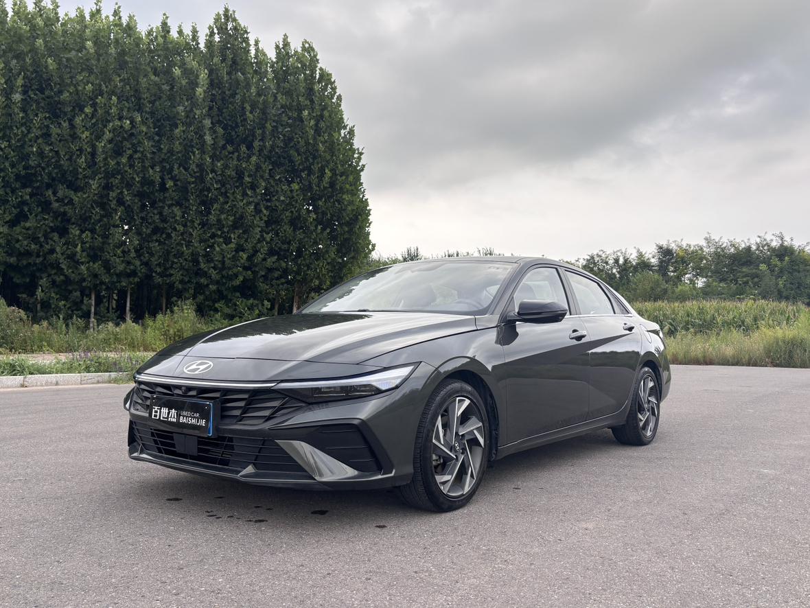 Hyundai Elantra TOP Flagship Edition (1.5L) 2023