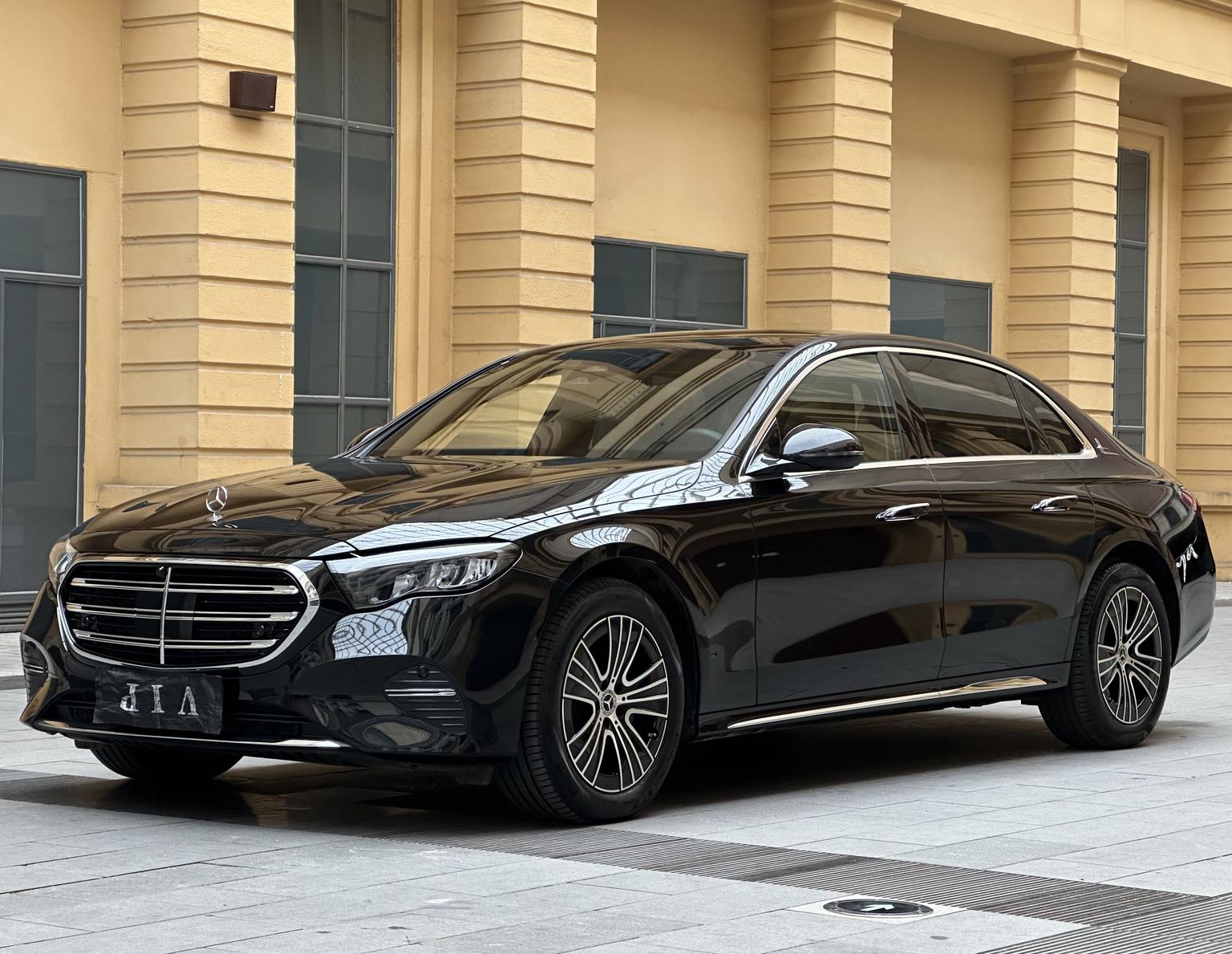 Mercedes Class-E 4MATIC Sedan 2024