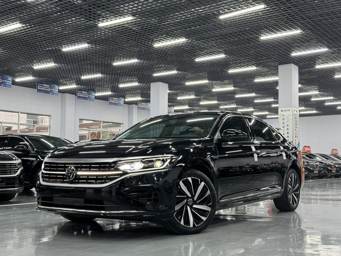 Volkswagen Passat 2023