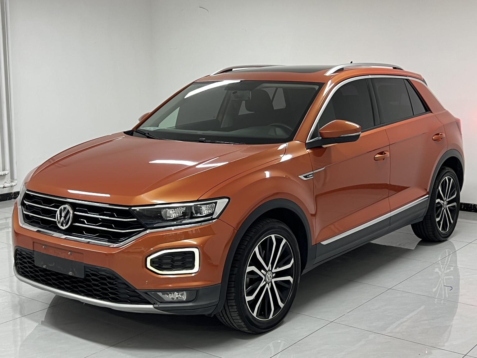 Volkswagen T-ROC 280TSI DSG 2WD Comfort China V 2019