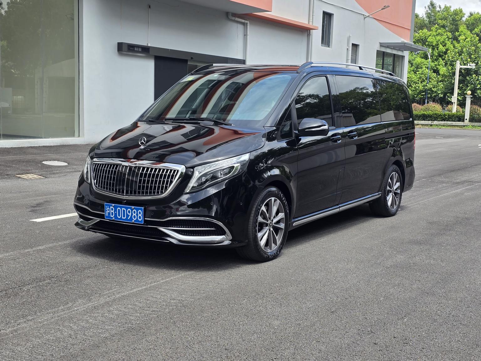 Mercedes V-260 Navigator (2L) 2021