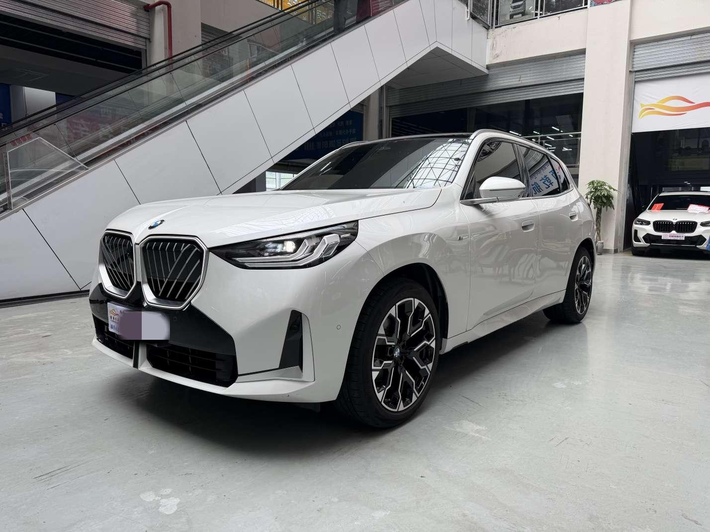 BMW X3 xDrive30L Leading M Sport Night Package (2L) 2025