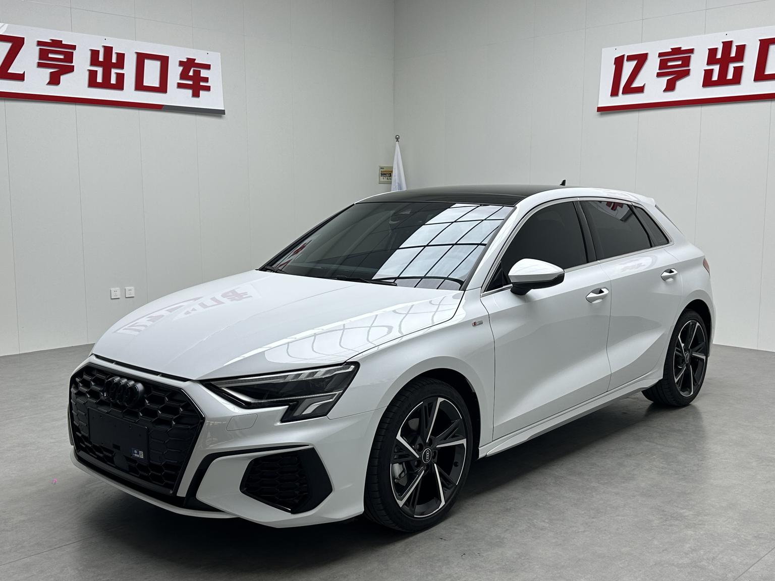 Audi A3 35 TFSI Sport Fashion (1.4L) 2023