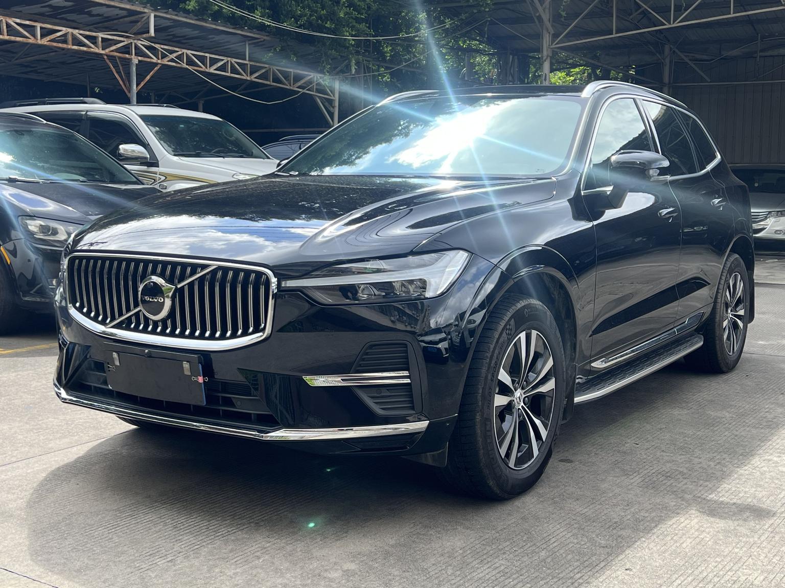 Volvo XC60 Intelligent Comfort Luxury AWD (2L) 2025