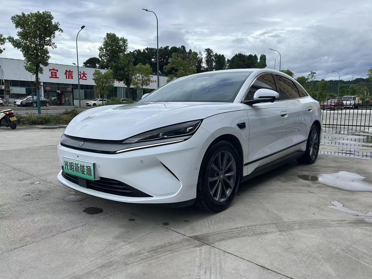 BYD QIN-L-EV 545km 2025