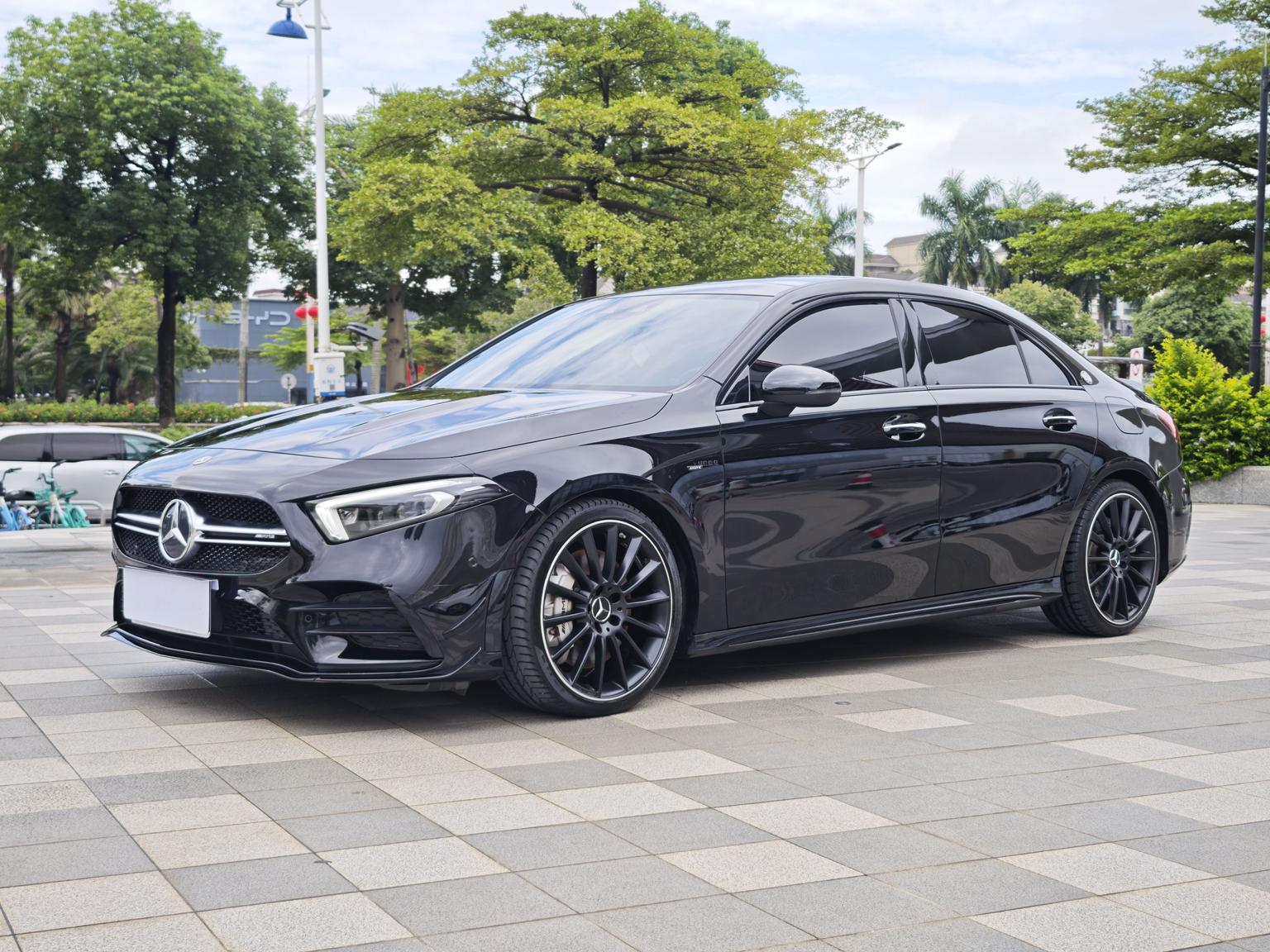 Mercedes Benz Class-A AMG A 35 L 4MATIC 2023