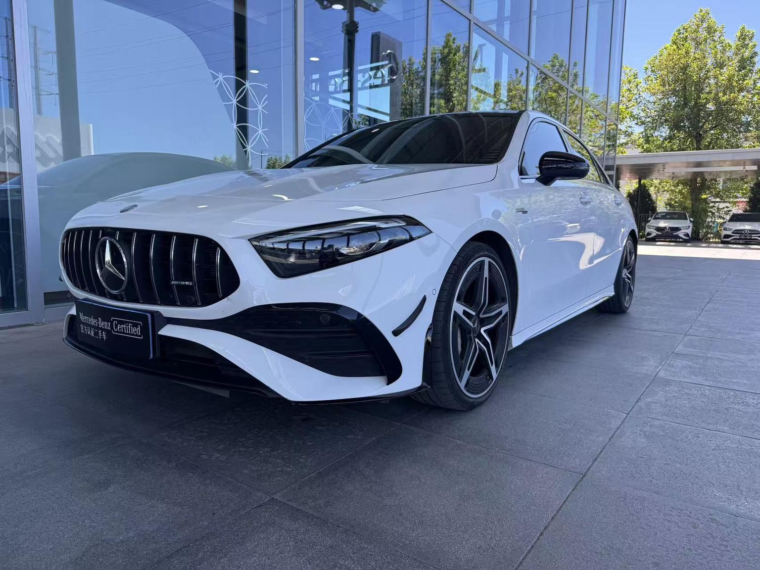 Mercedes Benz Class-A AMG A 35 L 4MATIC 2025