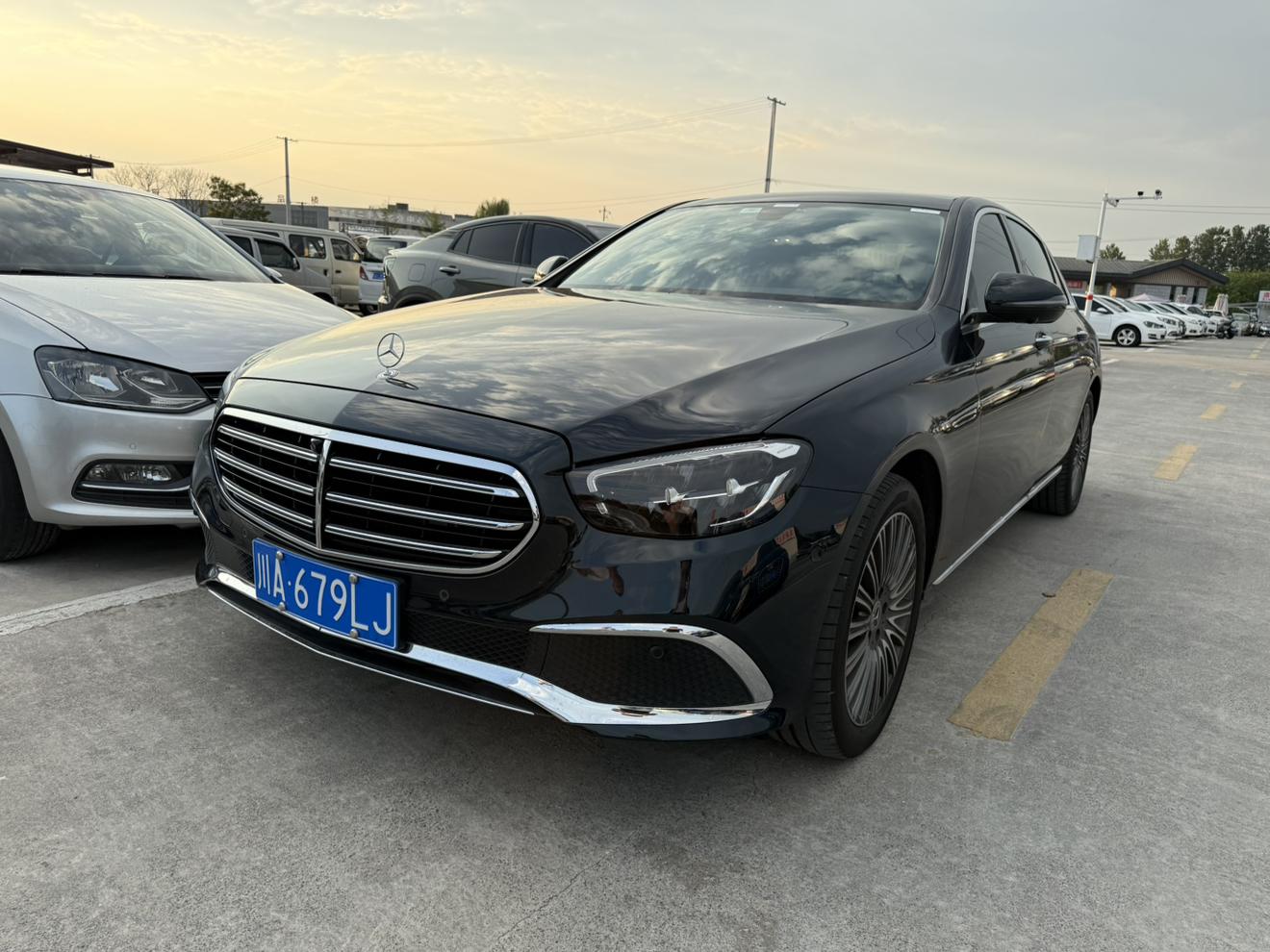 Mercedes Class-E E 300 L Fashion Sedan (2L) 2021