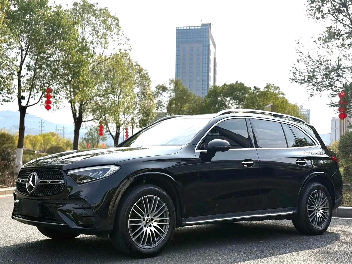 Mercedes GLC 300 L 4MATIC Dynamic 5-Seat 2025
