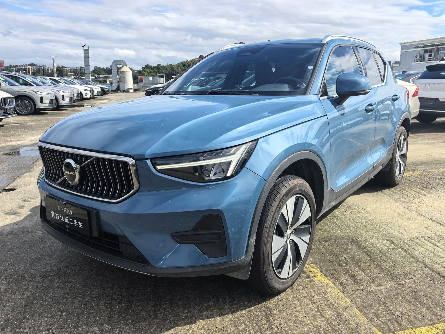 Volvo XC40 Intelligent Premium Luxury (2L) 2024